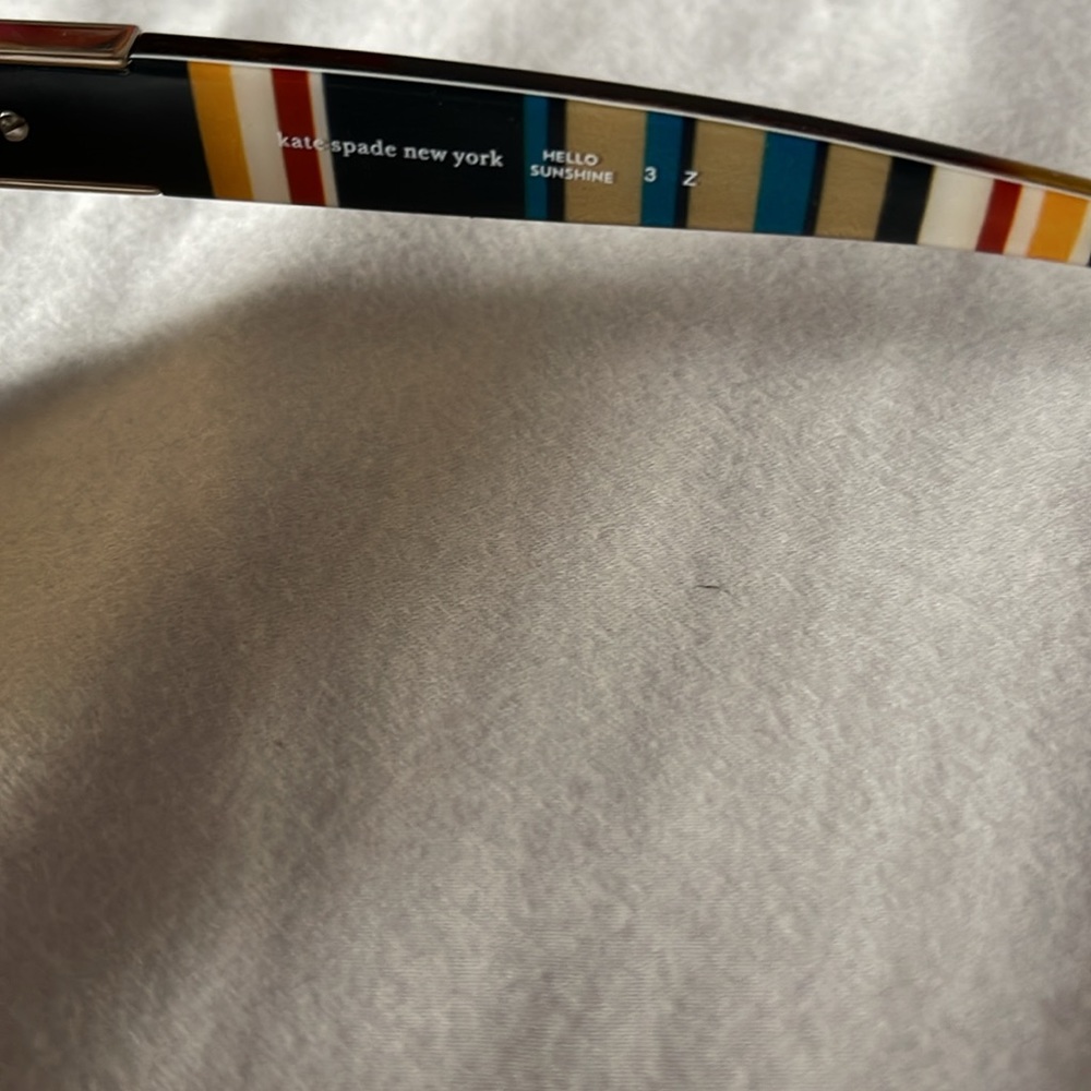 Kate Spade Shades - Picture 3 of 5